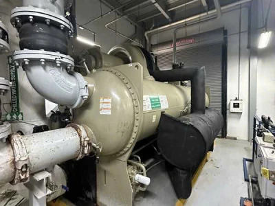 Tại Sao Bình Ngưng Chiller Bị Đóng Cáu Cặn Và Giải Pháp Xử Lý Triệt Để